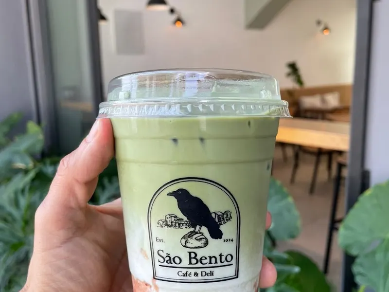 Matcha latte frío